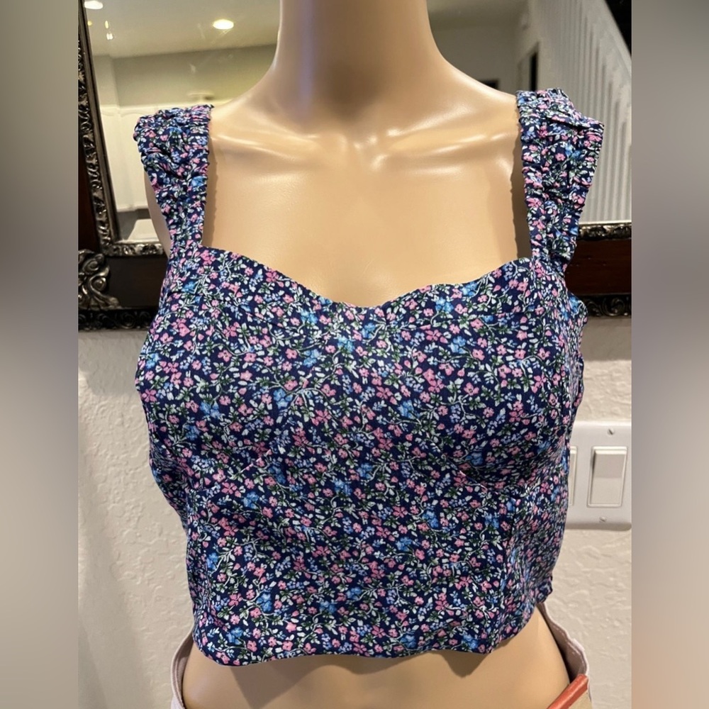 Floral Sleeveless Top